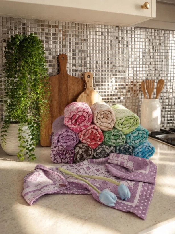 دستمال دو عددی طرح رنگی ابعاد 50 در 50 برند رضوانی